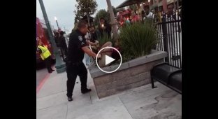 Американские полицейские не церемонятся с нарушителями. Калифорния