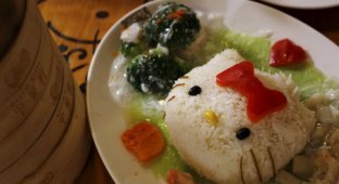 Ресторан в Гонконге для любителей Hello Kitty (17 фото)