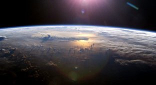 Облака: Вид из космоса (12 фото)