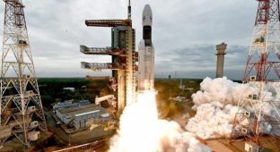 Индийский "Чандраян-2" потерпел неудачу при посадке на Луну (4 фото)