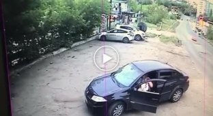 Сотрудник прокуратуры избил автолюбителя на саратовской дороге
