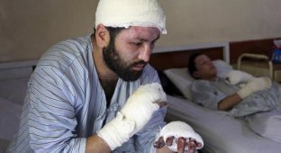 Выжившие в Кабуле (8 фото)