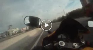 Экстремальная езда на мотоцикле