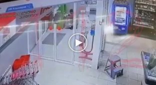 На Кубани грабитель взорвал единственный в станице банкомат