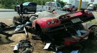 В Мексике разбили суперкар Koenigsegg CCX (6 фото)