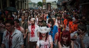 Зомби парад в Москве (25 фото)
