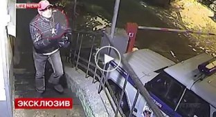 Напавшего на полицейских в Петербурге убили четырьмя выстрелами