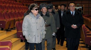 Таких Мудрых Руководителей, как Ким Чен Ир, больше нету