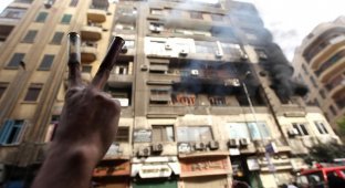 Новые беспорядки в Каире (36 фото)