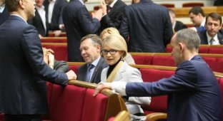 Почему Тимошенко обречена быть "подругой Медведчука"