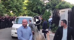 Появилось видео задержания экс-президента Молдовы Игоря Додона
