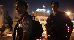 Попытка захвата посольства Турции в Тель-Авиве (16 фото)