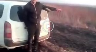 Житель Приморья задержал китайца, поджигающего сухую траву на поле