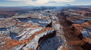 Как выглядят каньоны с вертолета (36 фото)