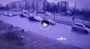 Житель Санкт -Петербурга выстрелил в родного брата из ракетницы и ударил ножом