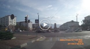 В Новороссийске водитель BMW устроил массовое ДТП