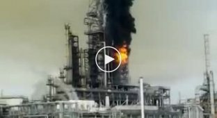 Пожар на нефтезаводе в Комсомольск-на-Амуре (мат)