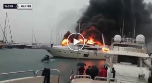 Сгорела дорогая яхта российского бизнесмена