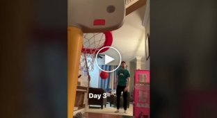 30 дней самоизоляции с детским баскетбольным кольцом
