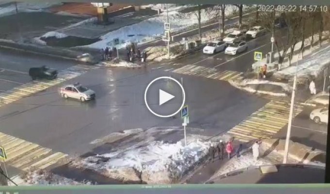 В Подольске водитель «Нивы» устроил ДТП, в котором пострадала девочка-пешеход