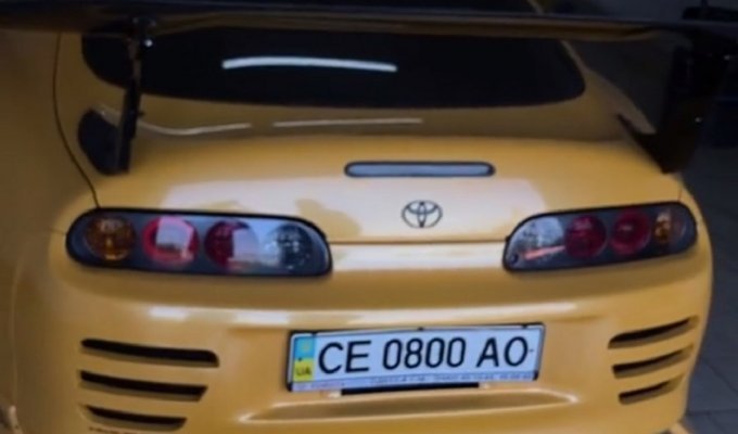 Интересная история о культовом спорткаре Toyota Supra из Черновцов (8 фото + видео)