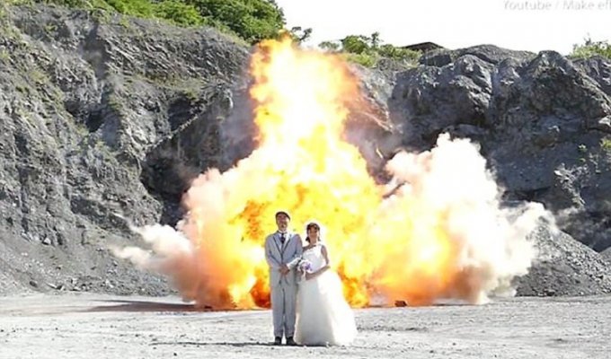 Безумные японцы взорвали свадебное фото! (4 фото + 1 видео)
