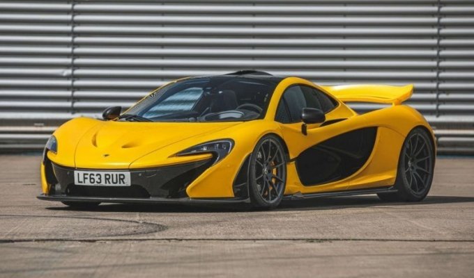 Первый в истории McLaren P1 будет продан на предстоящем аукционе в Сильверстоуне (20 фото)