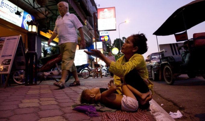 Бедность в Камбодже (23 фото)