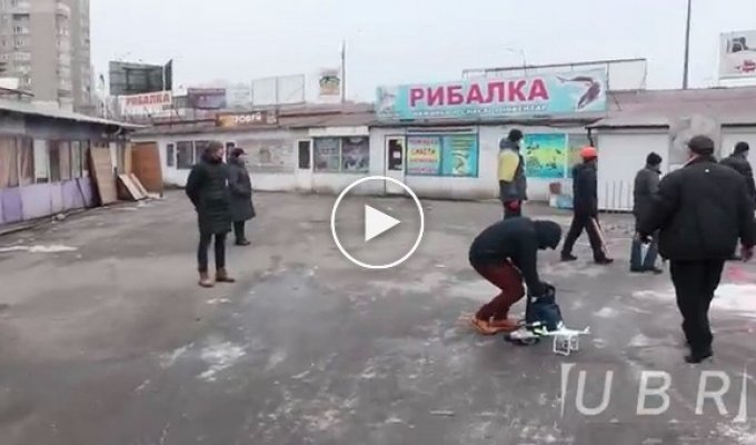 Как разбирали баррикады торговцев на Харьковском рынке
