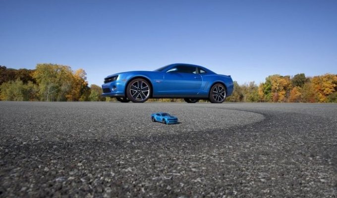 Реальный Chevrolet Camaro в стиле игрушечной модели Hot Wheels (20 фото + видео)