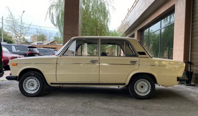 ВАЗ-2106 почти без пробега выставили на продажу за 3,8 млн рублей (10 фото)