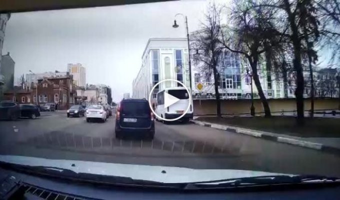 ДТП в Тамбове с участием автомобиля скорой помощи