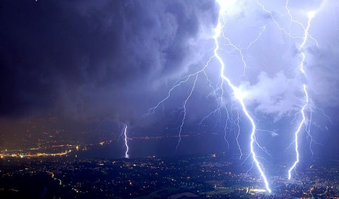 Недавняя буря в Женеве (7 фото)