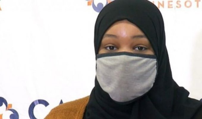 Мусульманка подает в суд на Starbucks из-за того, что на ее стакане бариста написал «ИГИЛ» (3 фото)