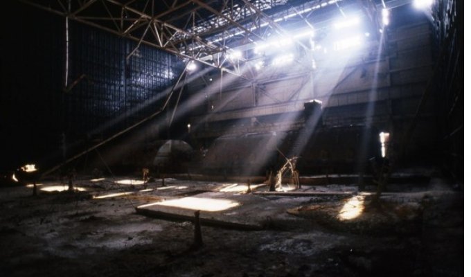 Чернобыль - внутри Саркофага (13 фото)