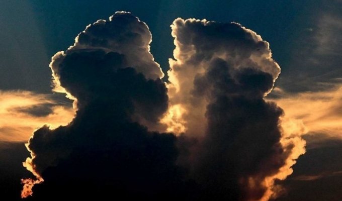 Любовь повсюду: жители Китая увидели в небе поцелуй облаков (3 фото)