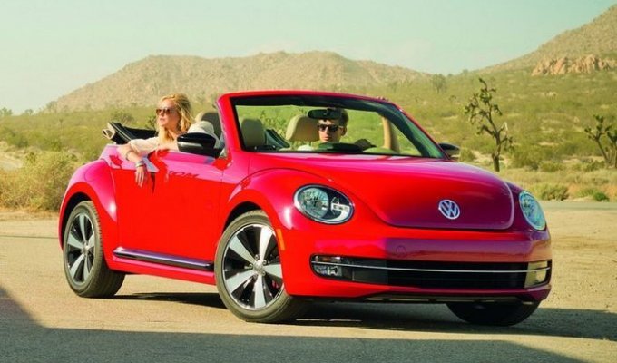 Компания Volkswagen представила Beetle Convertible (14 фото)