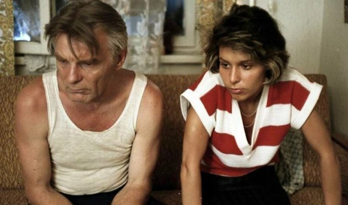 Топовая дюжина советского кинопроката за 1988 год (12 фото)