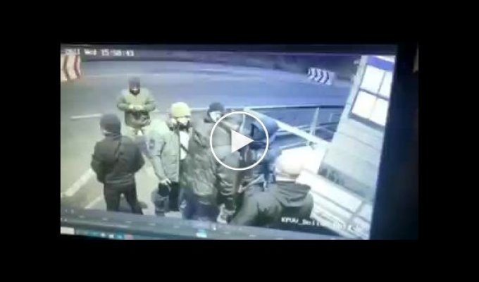 Видео с замминистра МВД Александром Гогилашвили где он скандалит с патрульными в Киеве (мат)