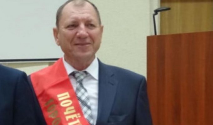 Бывший мэр Заринска присвоил себе звание "Почетный гражданин города"