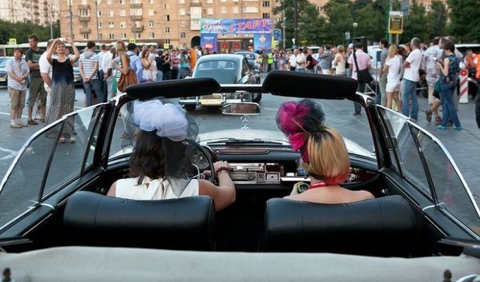 Ралли ретро-автомобилей Ночная Москва 2012 (30 фото)
