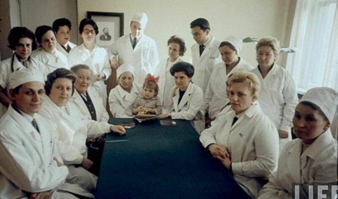 Какой была советская медицина (23 фото)