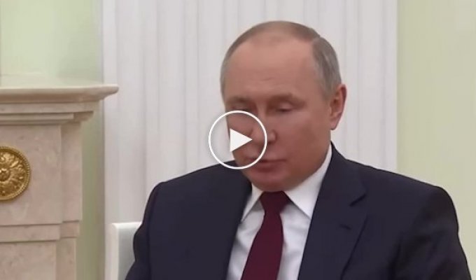 Президент России Владимир Путин ответил Владимиру Зеленскому на предложение встретиться на Донбассе