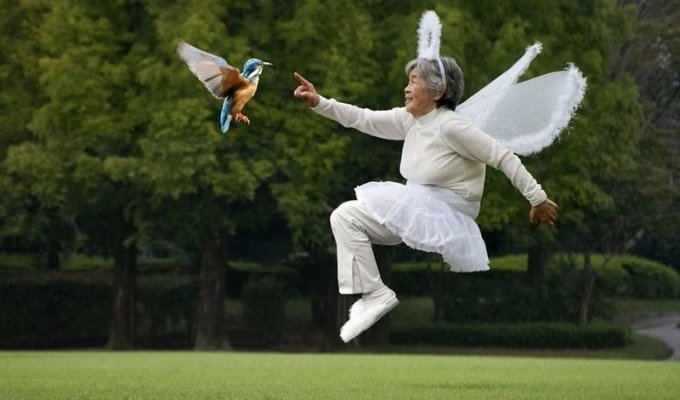 90-летняя бабушка-позитив из Японии, покорившая соцсети своими фотографиями (26 фото)