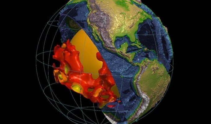 Ученые: земную мантию пронзают таинственные структуры размером с континент (1 фото + 1 гиф)