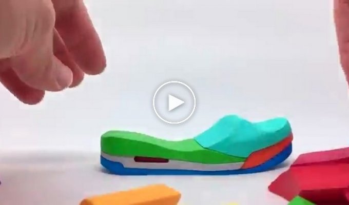 3D-пазл в виде кроссовок 