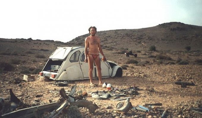 Представьте ситуацию: вы ехали по пустыне на автомобиле и он сломался... (7 фото + видео)