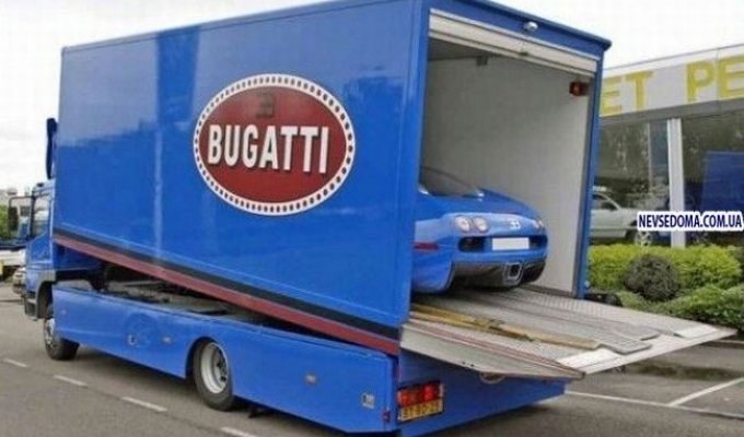 Bugatti Veyron продается вместе с гаражом на колесах (10 фото)