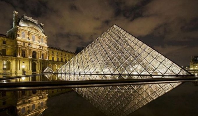 Самые величайшие музеи мира (11 фото)