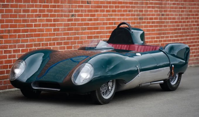 Спидстер с необычной внешностью - Lotus Eleven Sports 1956 года выставили торги (32 фото)